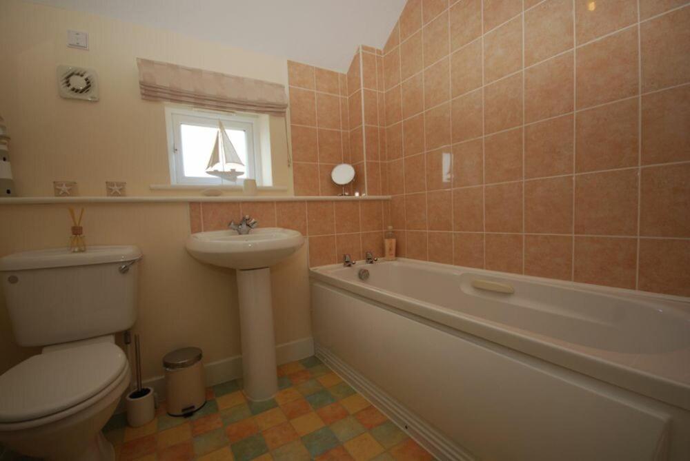 Cockle Cottage Seahouses Exterior photo